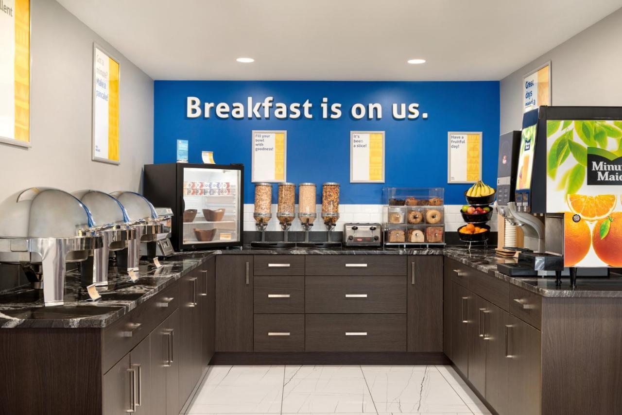 Days Inn By Wyndham Wainwright Exteriér fotografie